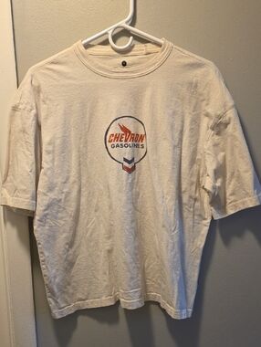 Old Navy Cream Short-Sleeve Chevron Logo Cropped Tee